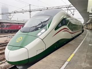 时评：返岗专列，满载春风吹响“奋斗新程”