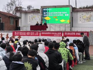 银检联动进校园 护航师生助成长——普定农商银行联合县检察院到坪上中学开展“3·15”系列宣传教育活动