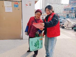 济宁市任城区李营街道培文社区：银龄安康送保障 暖心护航夕阳红