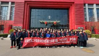 石家庄第二外国语学校学生走进河北轨道运输职业技术学院开展社会实践