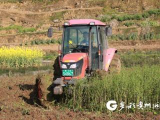 播州区：农机合作社“显身手” 科技赋能春耕忙