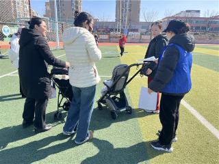 垃圾分类进公园 美好环境共“分享”