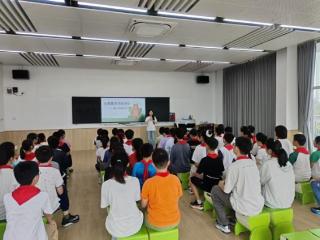 点亮成长之路 守护心灵花开