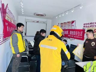 济宁市任城区金城街道胜利社区开展“党建赋能新业态 义诊服务送健康”活动