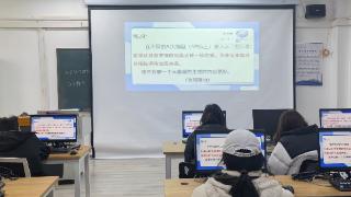 高校开学第一课解锁AI正确打开方式