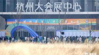 优秀人才薪资上不封顶！“起跑春天”杭州盛会:机器人岗位受热捧