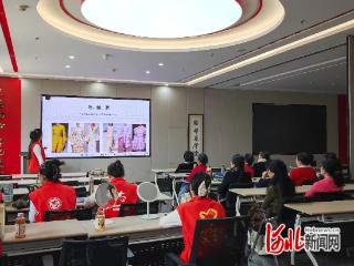 石家庄市盛邦花园第二社区：美妆进社区 温情换新颜