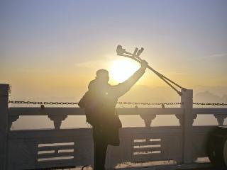 温暖存档｜邯郸独腿攀登者王辉：用一条腿也能“丈量”高山