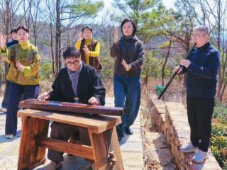 茉莉花开｜云台山景区：青山为幕，一曲春韵润心田