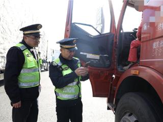 守牢安全底线 护航温馨旅途 青岛西海岸新区综合行政执法局圆满完成2026年春运执法保障工作