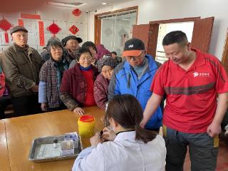 唯亭街道龙会社区把健康服务送到新业态从业者身边