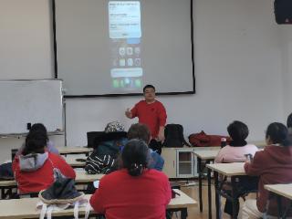 胜浦街道“智能手机AI与视频剪辑”春季公益课开课