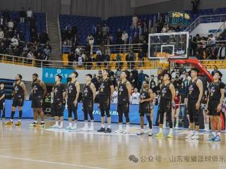 主场五连胜！山东蜜獾106-99力克苏科雄狮，继续捍卫荣耀！