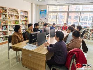 【文化社区建设】书香“12”里， 悦享新生活——宋官屯街道十二里庄社区开展“银铃悦读 孝亲睦邻”阅读分享会