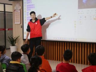 红心铸芯·四维聚力——"1+4+N"志愿服务体系的育人实践纪实