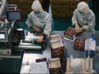 在拼多多年销千万，天津父子接力续写巧克力传奇？