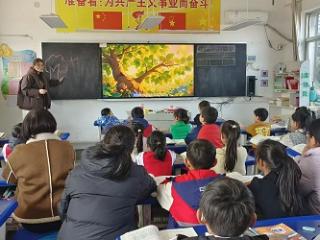 莒南县板泉镇中心小学开展青年教师展示课教研活动