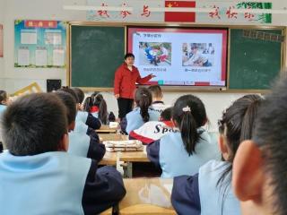 淄博市高青县常家中心小学开展“学雷锋活动月”主题活动