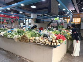 杭州“菜价”包打听 春笋比去年便宜、五花肉最近“热销”现在吃螺蛳、泥鳅、黄鳝最划算