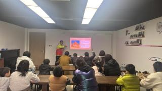 阅知世界，“签”动美好——永青社区开展亲子阅读活动