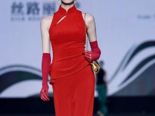 蚌埠19岁姑娘登上中国国际时装周T台