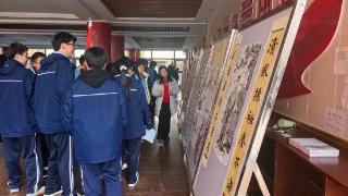 临沂四中举行“翰墨清风”师生廉洁书画作品展