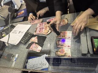 兴业银行青岛分行：残币换新显真情 暖心服务到心坎