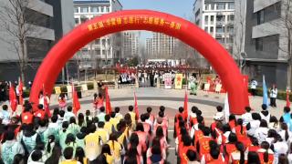 齐鲁医药学院举办2026年雷锋月启动仪式暨第五届“学雷锋 志愿行”志愿服务一条街活动开幕式