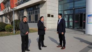 名家传薪润桃李 艺路领航启新程——王歌群教授到临沂艺术学校授课