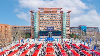 名企云集送岗来 洛阳科技职业学院春季就业双选会护航学子高质量就业