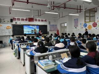 工行凯里黎平支行：反诈宣传进校园 共筑平安防护线