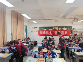 健康饮水进校园 守护成长每一刻
