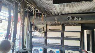 亳州一商铺火灾后停业月余 美的回应：正协商解决方案