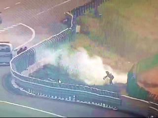 快速处置高速火情 筑牢春季道路安全防线