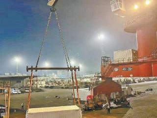 15台“巨型充电宝”在厦门出海驶向智利