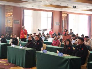 “冰超”2025-2026年度第二届“龙江冰雪飞扬”智能滑雪机大赛启幕