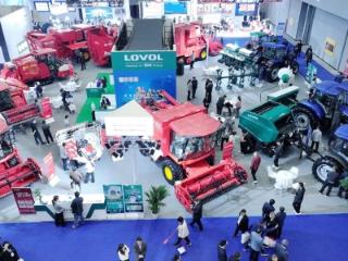 智赋中原 增产“有方”| 潍柴雷沃智慧农业亮相全国农机春季展