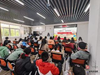 与“福爱爸妈”共走研学路 30多名儿童在福州长见识享关爱