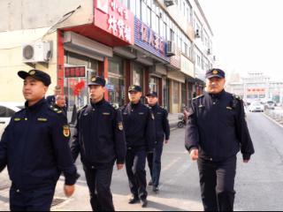 【奋斗·赋未莱】日均两万步 柔性守市容——济南市莱芜区凤城街道综合行政执法队员的一天