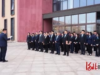 春风送暖 曹职院学子开展学雷锋月志愿服务活动