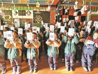 厦门一中学生主导运营的慈善品牌 14年来接力筹款近150万元