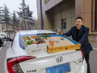 当“沙盘叔”遇上“点金术”：一堂为心灵“松土”的职工课