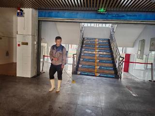 莒南县第八小学：周末全域消杀 筑牢春季校园健康防线