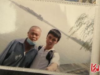 纵览原创丨72岁老人骑自行车12小时跨越140公里从河北到天津看孙儿