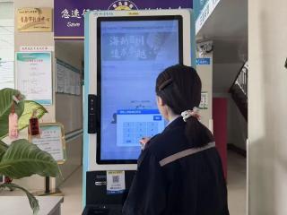 步履不停，守护朝夕——急诊护士的一天