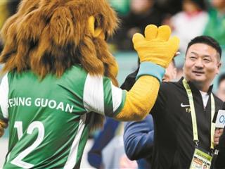 前国脚杨璞：把希望播种在绿茵场上
