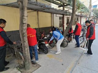 济宁市任城区济阳街道京杭社区开展“为家园‘减负’，给垃圾‘找家’”志愿服务活动