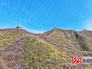 组图｜河北迁安：长城杏花开 古韵春意浓