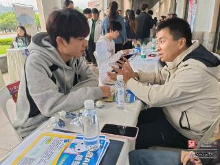 “好年华 聚福州”2026年春季校园双选会举行 提供3200余个岗位