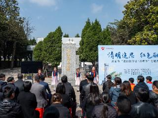 建强红色阵地 创新育人形式